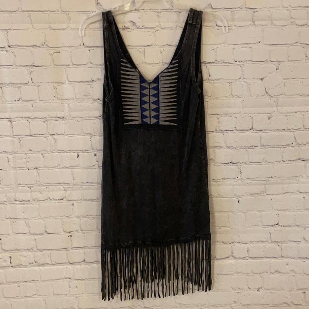 Women’s T Party embroidered Fringe Tunic Sz S